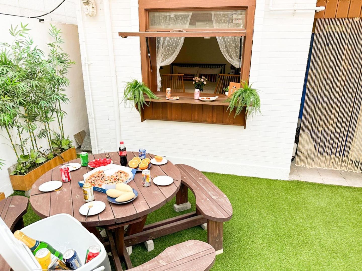 Yunseul- Garden House In The With Korean Beauty *
