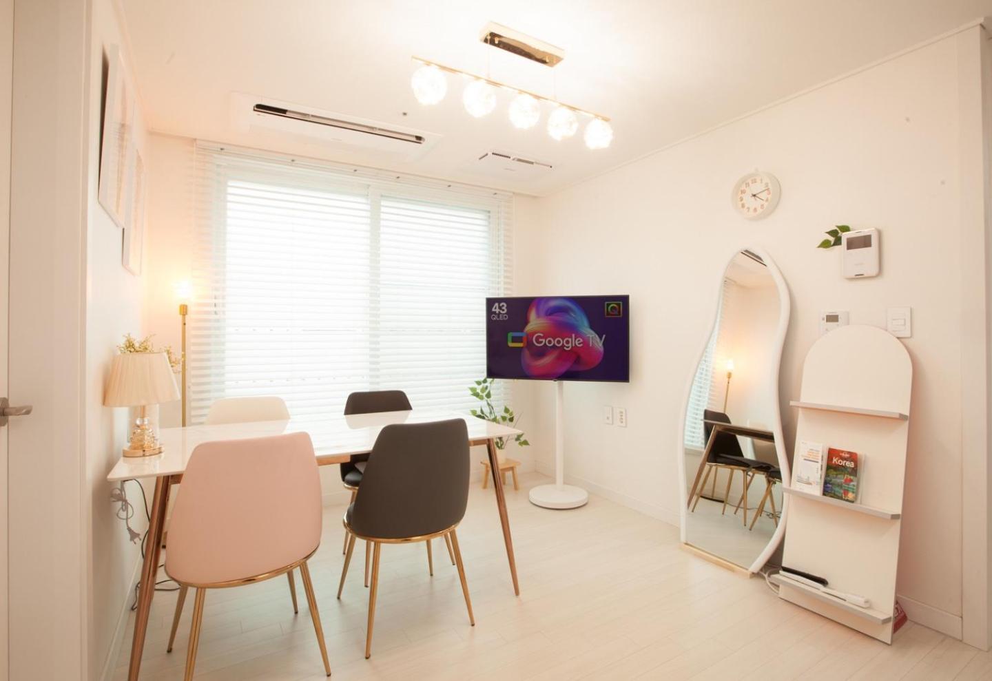 Station Joey N Ray House Apartamento *