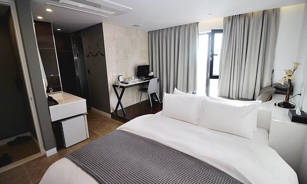 Circle Motel Seoul
