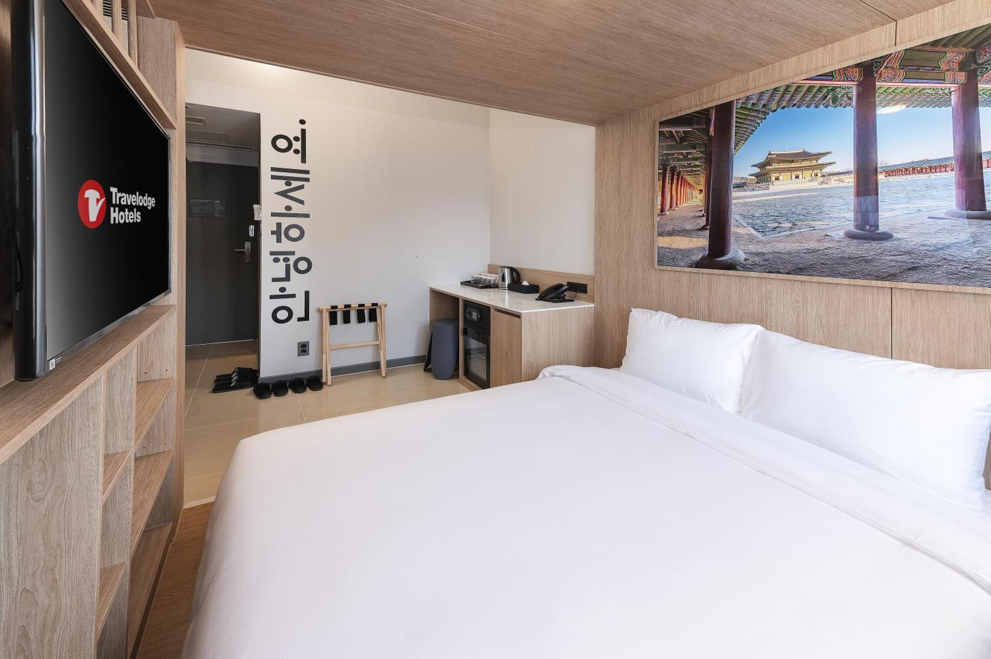 Hotel Travelodge Myeongdong Namsan 4*