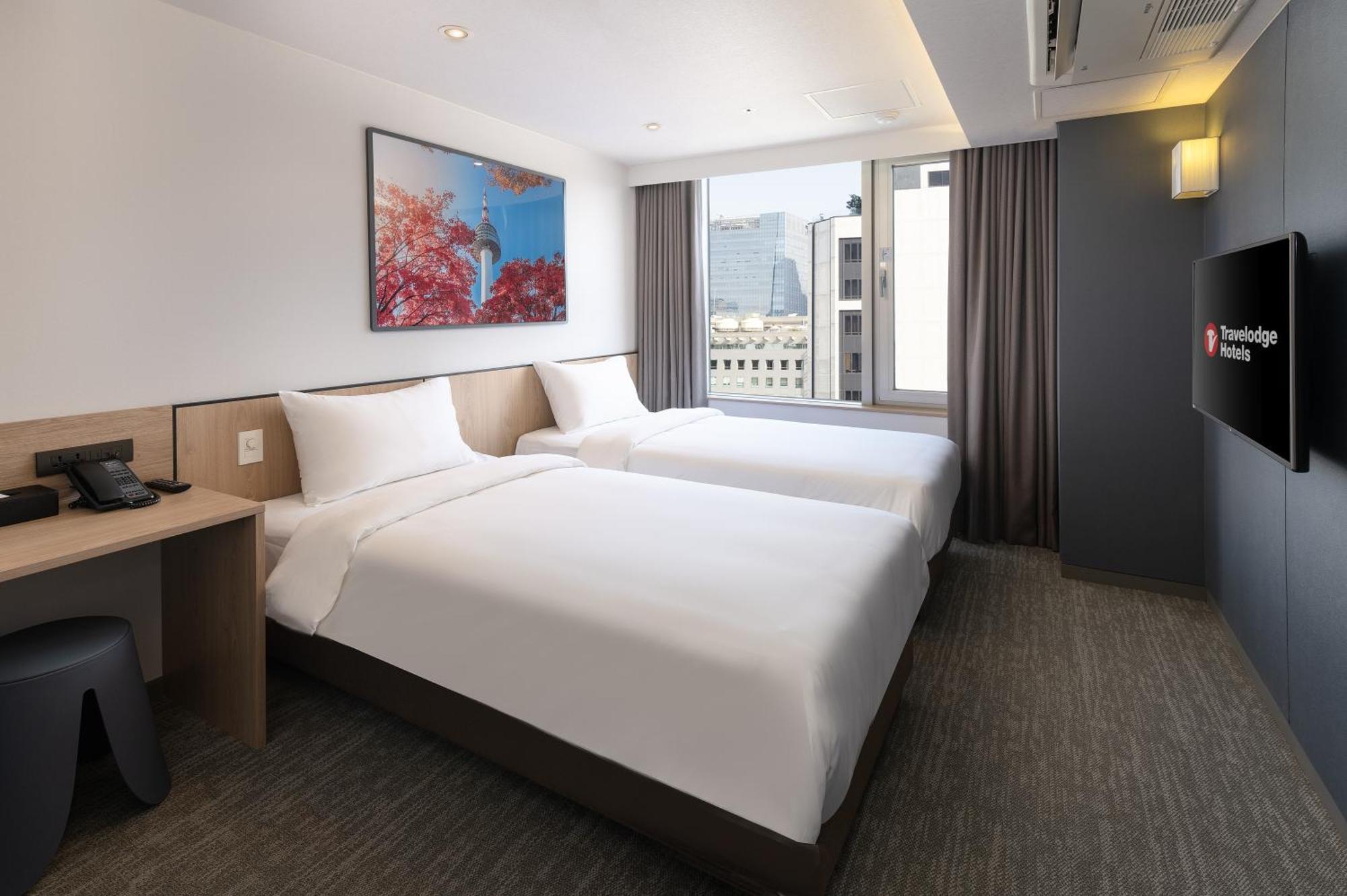 Travelodge Myeongdong Namsan Hotel Seoul