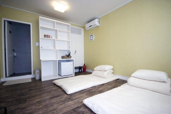 Crib 49 - Foreigner Only Guest house Seoul