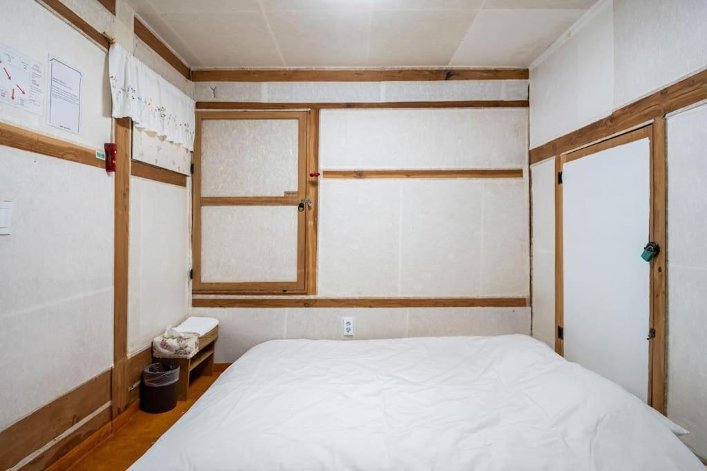 Holiday home Namhyundang - Hanok Korean Traditional House Seoul