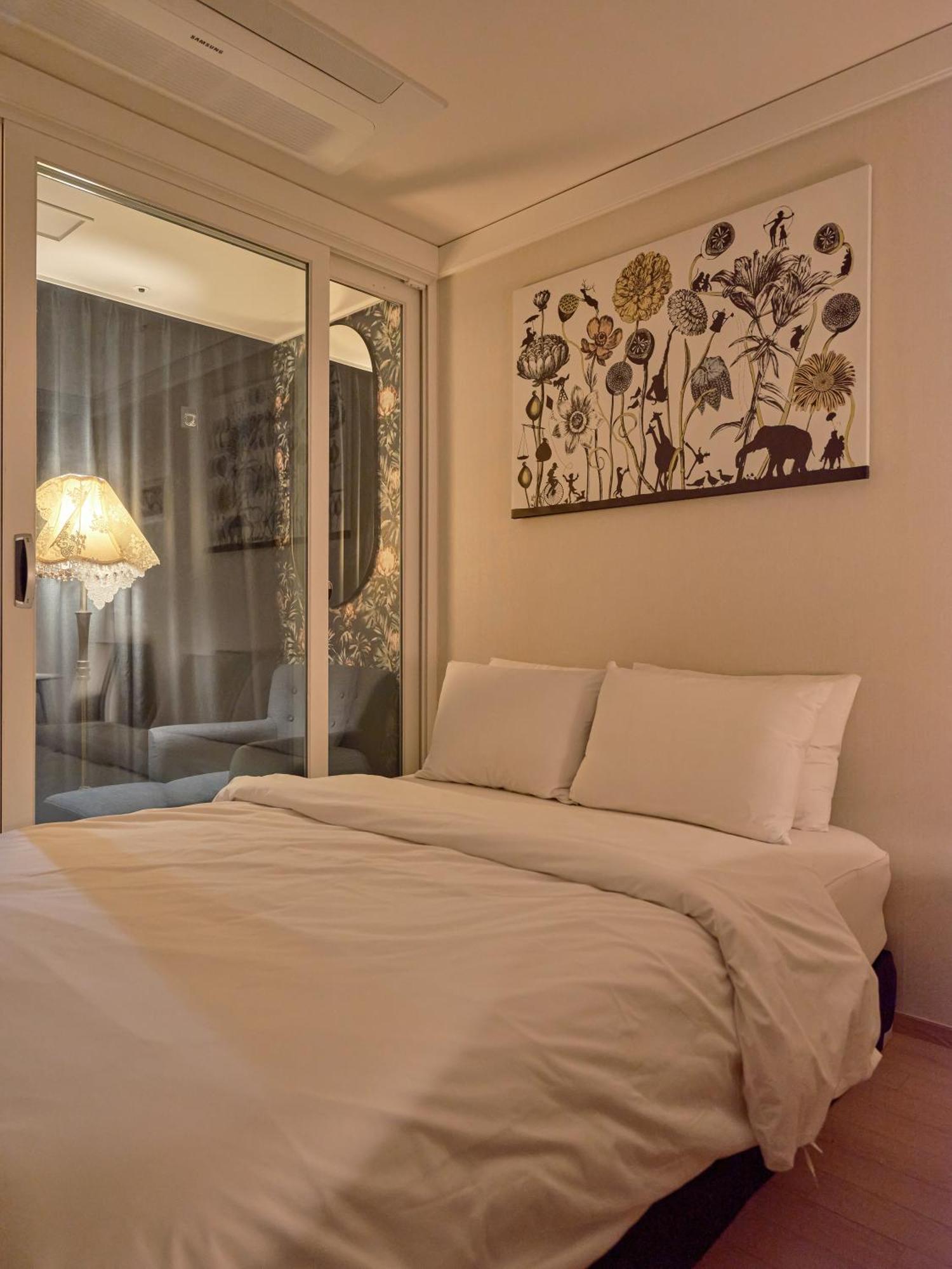 Comocasa Premium Terrace Apartment Seoul