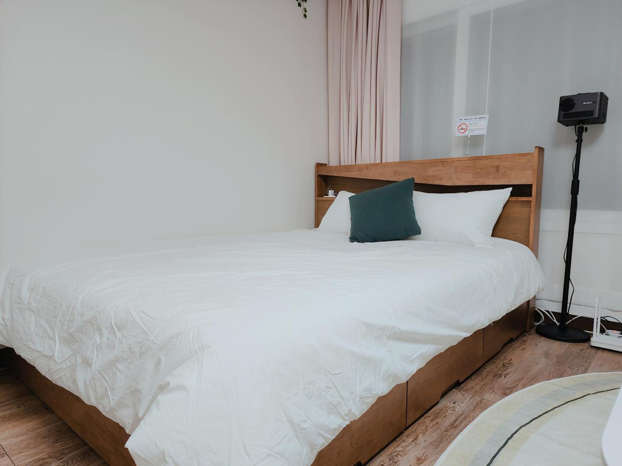 Apartment Jb Stay#hongdae & Sinchon 10min#double Seoul