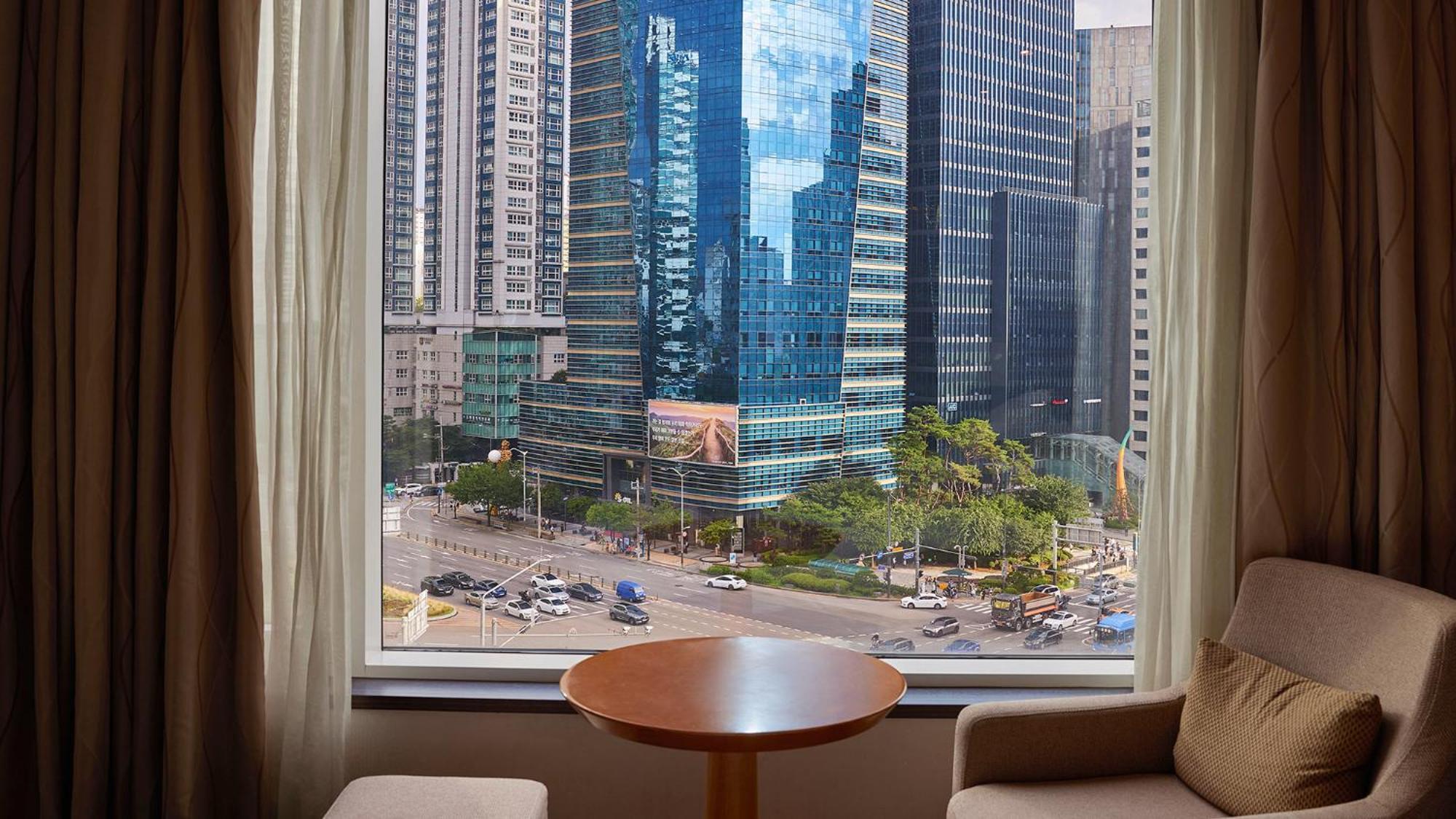 Hotel Lotte City Mapo 3*