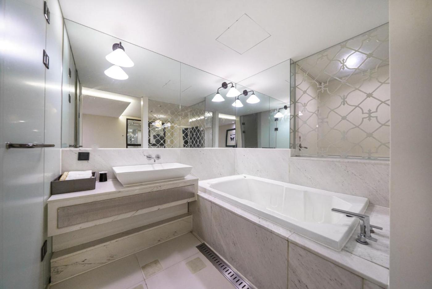 Cullinan Wangsimni Seoul