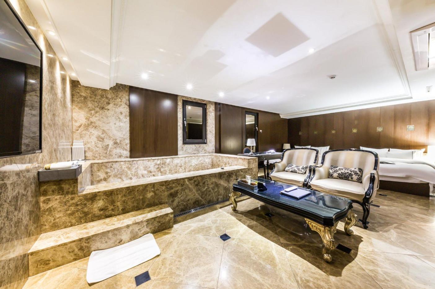 Hotel Cullinan Wangsimni 2*