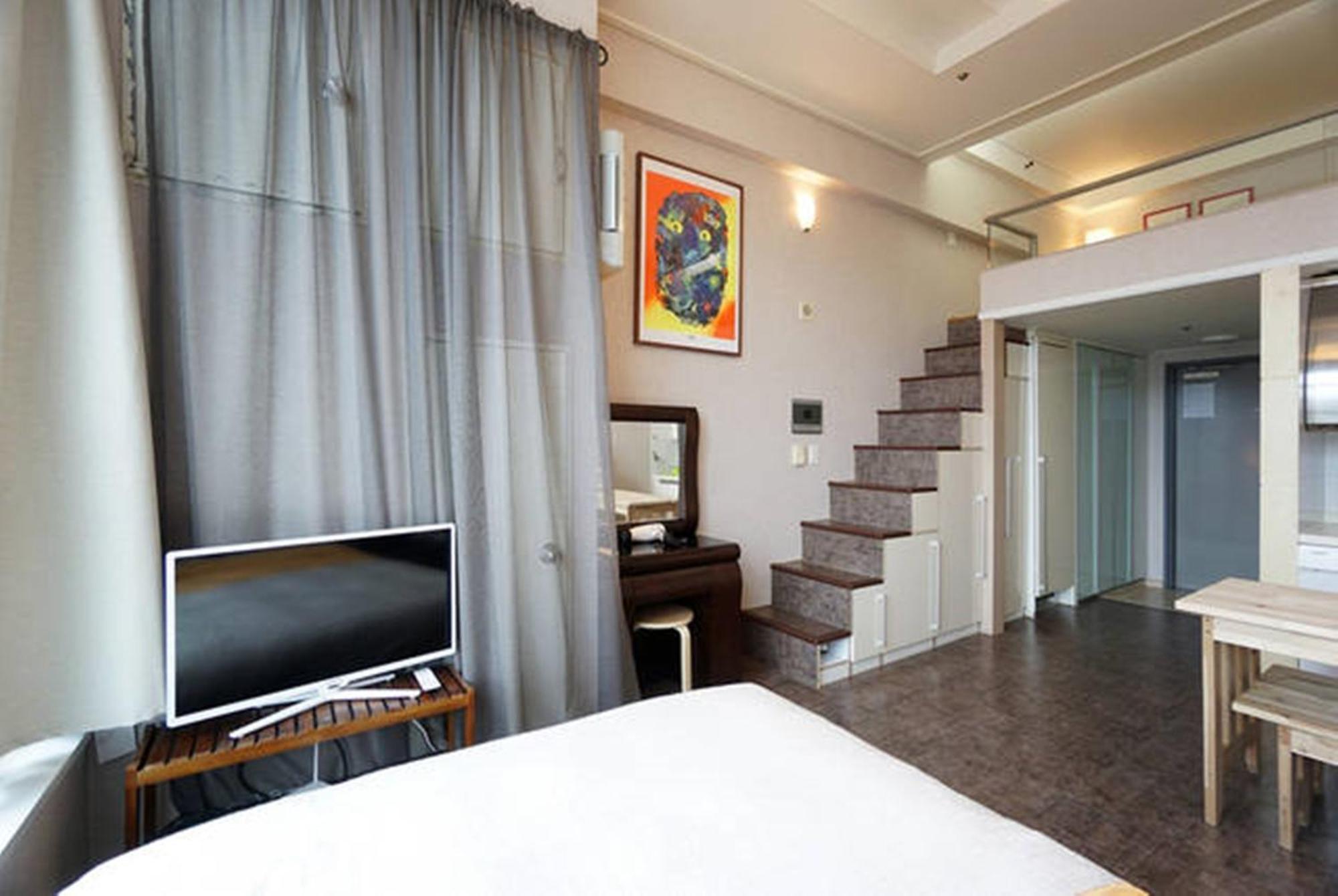 Apartment Town House Seoul