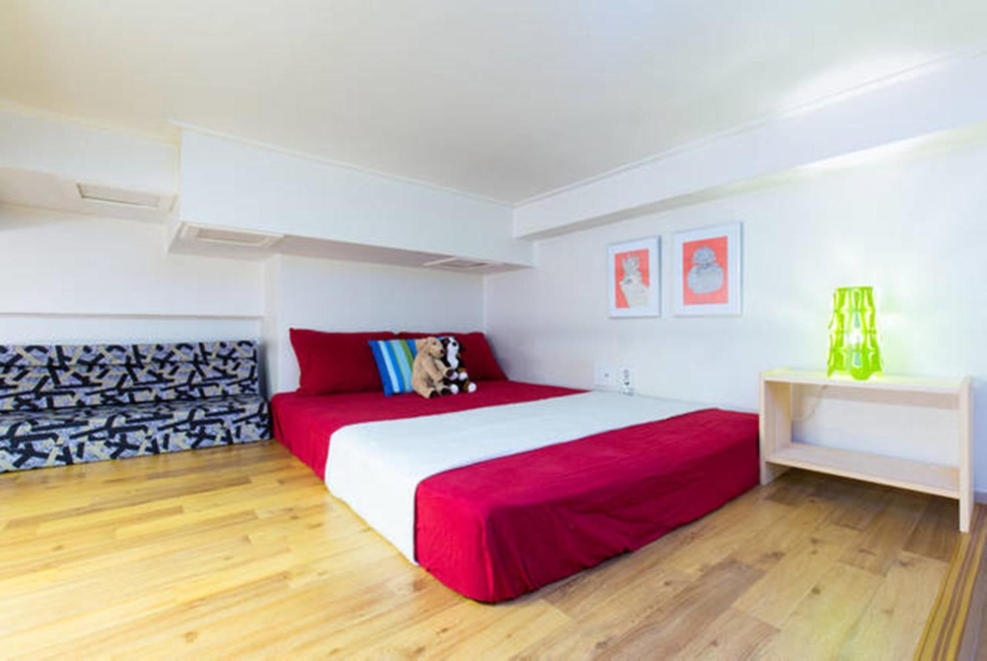 Town House Apartment *
