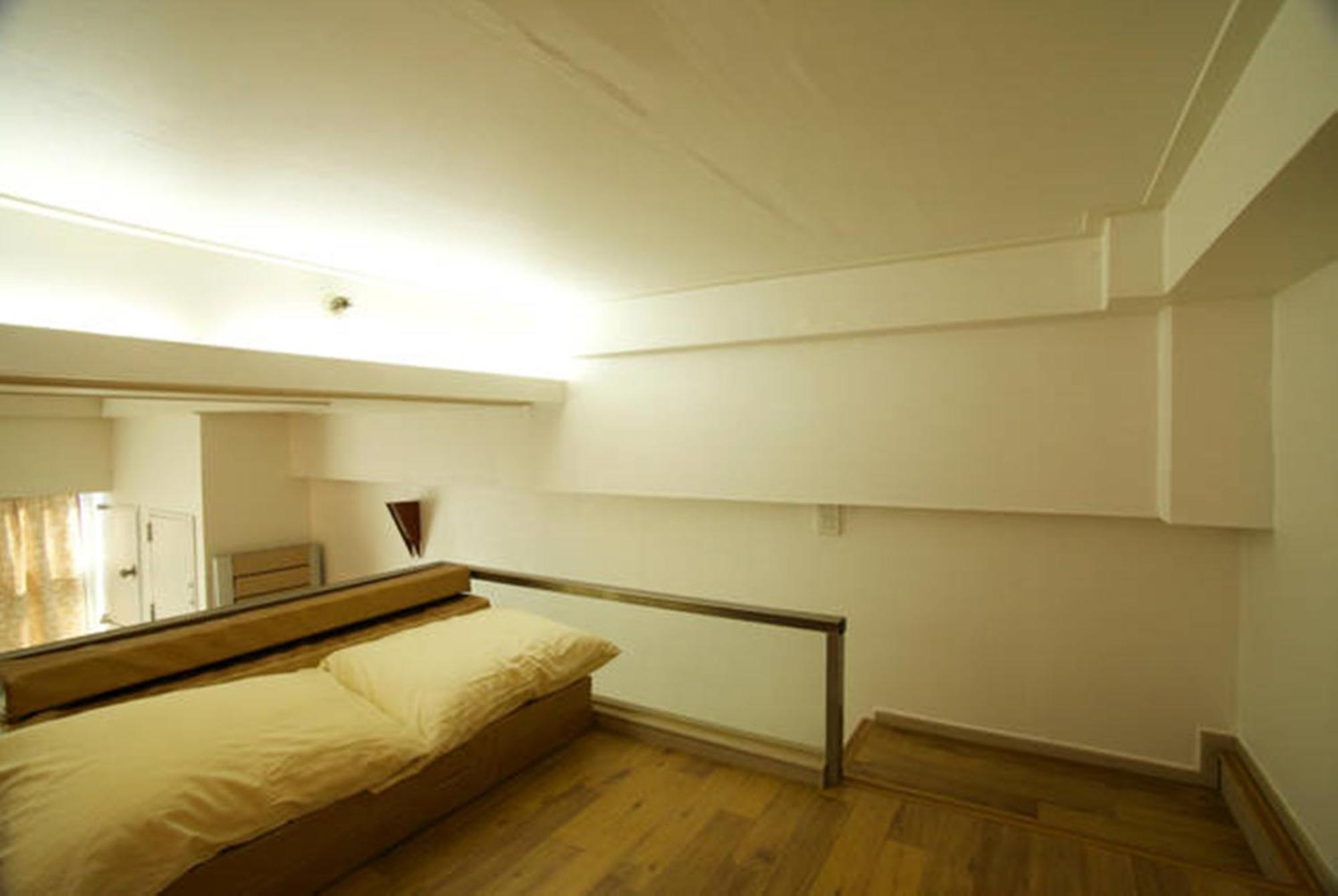 Apartment Town House *