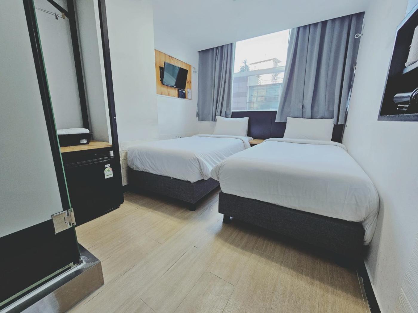 Ekonomy Myeongdong Premier Hostel