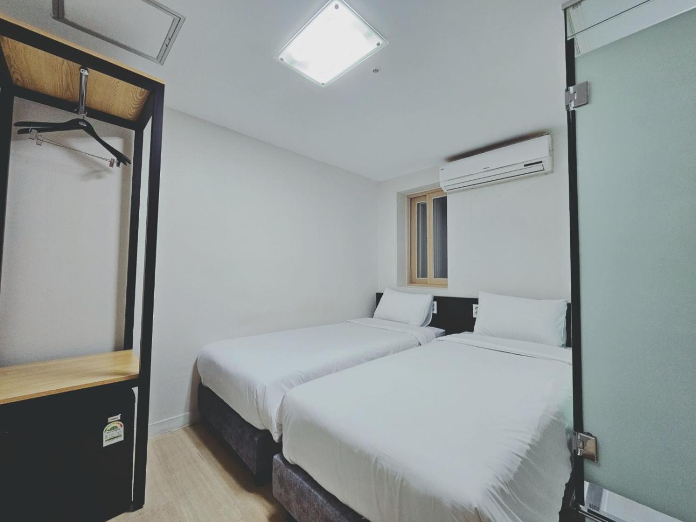 Ekonomy Myeongdong Premier Hostel Seoul