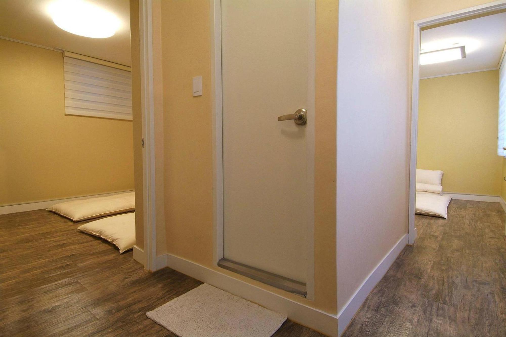 Crib 49 - Foreigner Only Guest house 2*