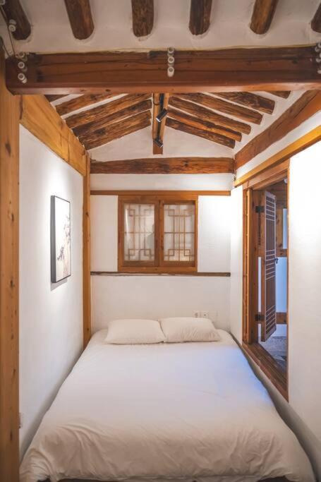 Yeonandang Hanok Apartment *