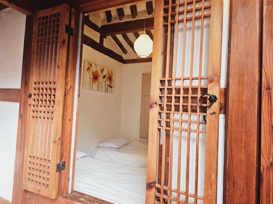 Yeonandang Hanok Seoul