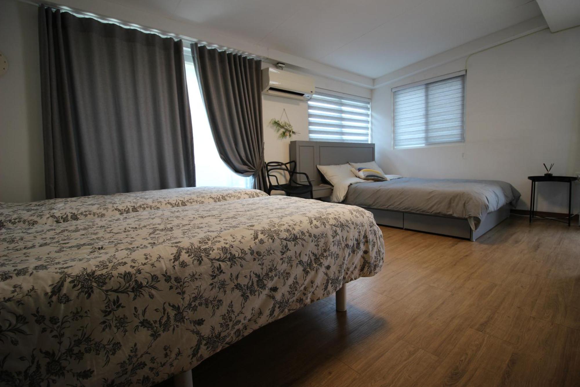 Guest house Bunk Hongdae 2*