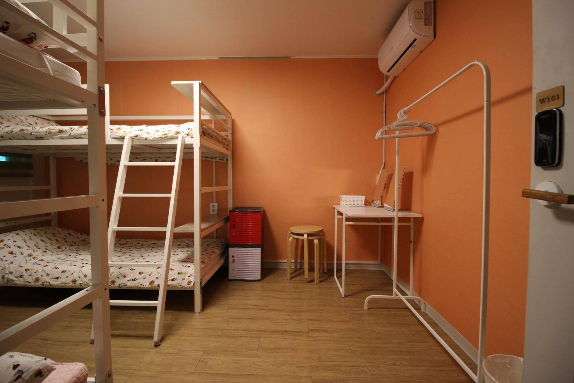Bunk Hongdae 2*