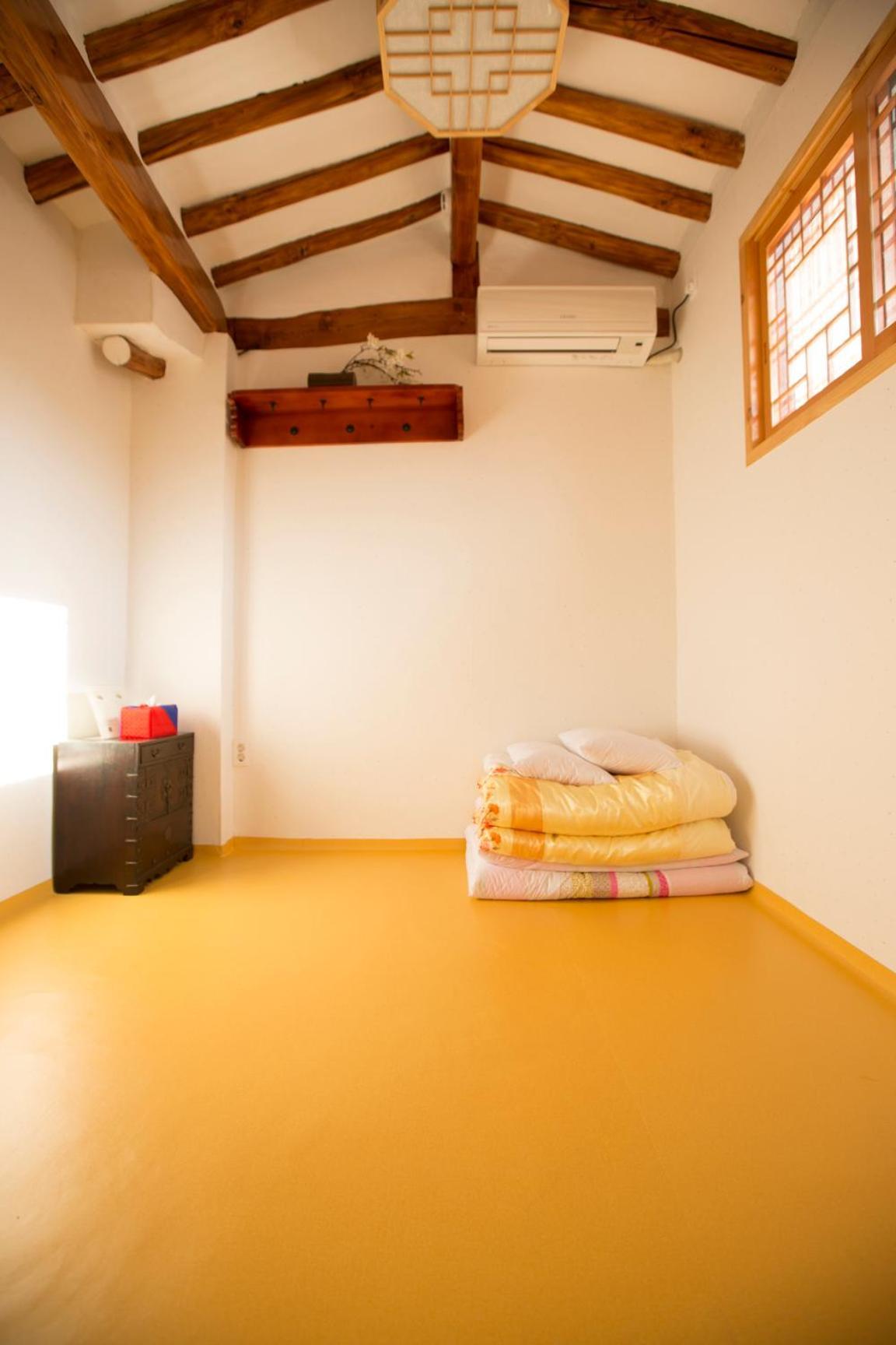 Bukchonae Guest house