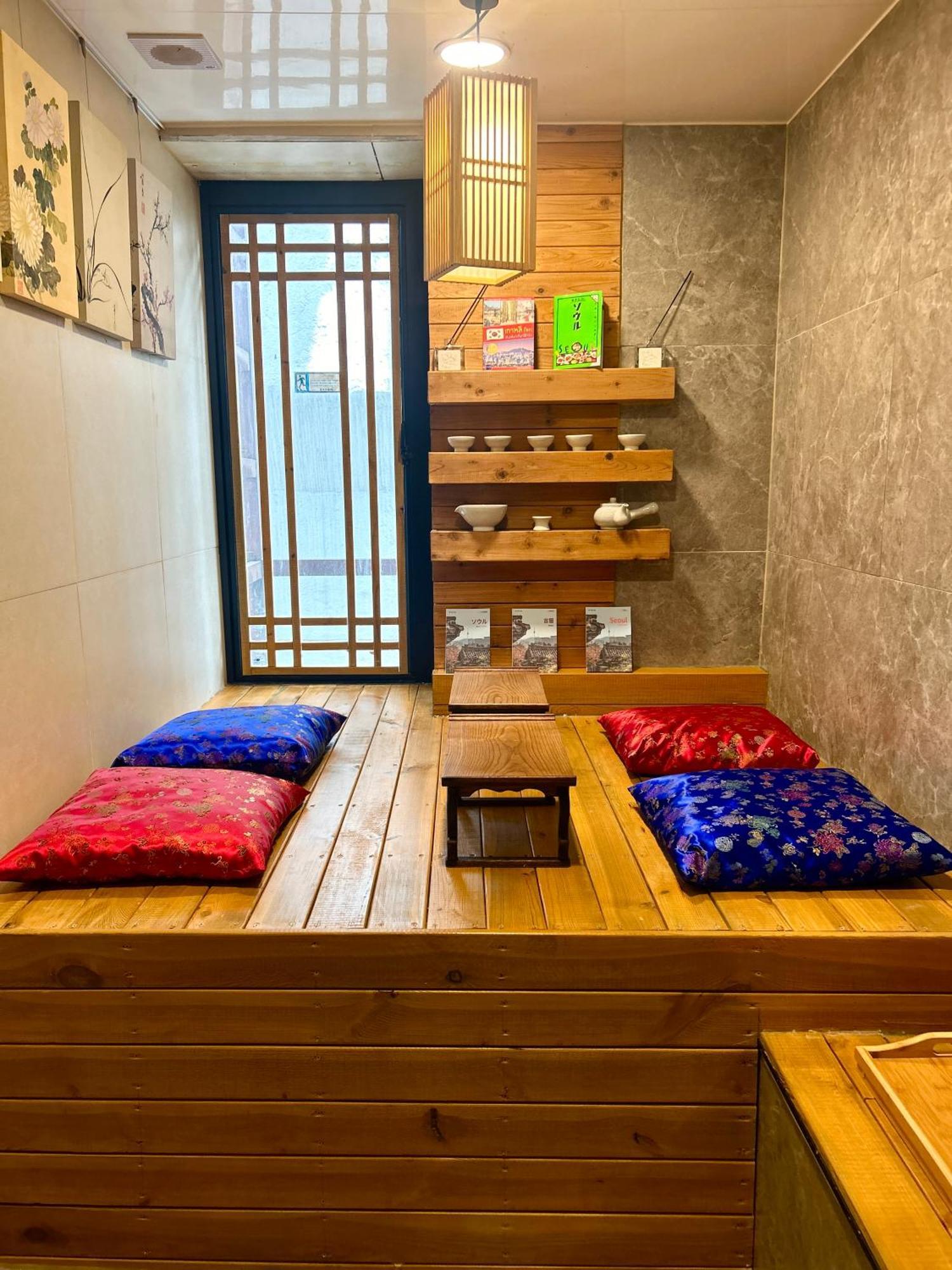 Albergue Artravel Myeongdong *