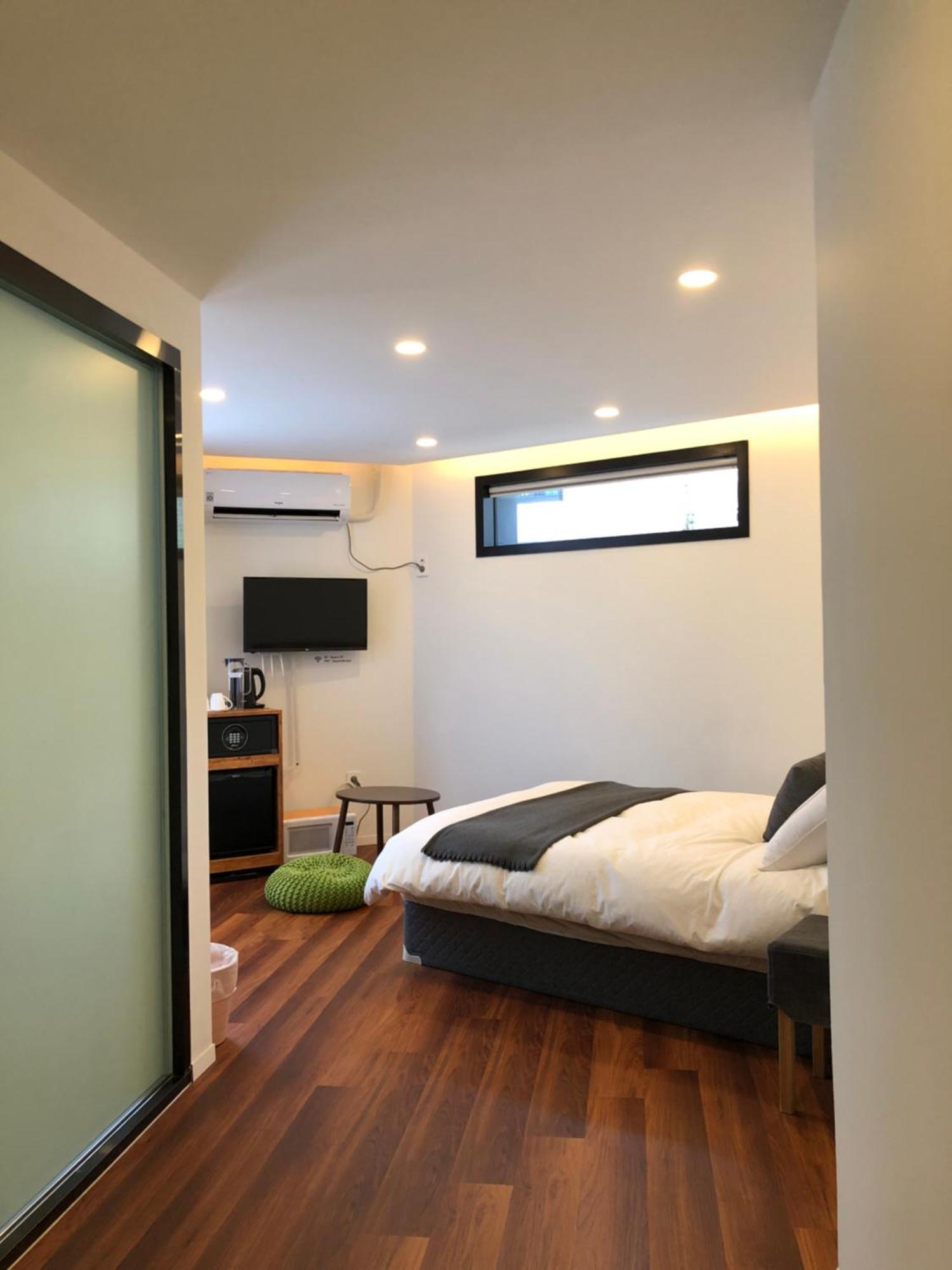 Aparthotel Space In Blackstone *