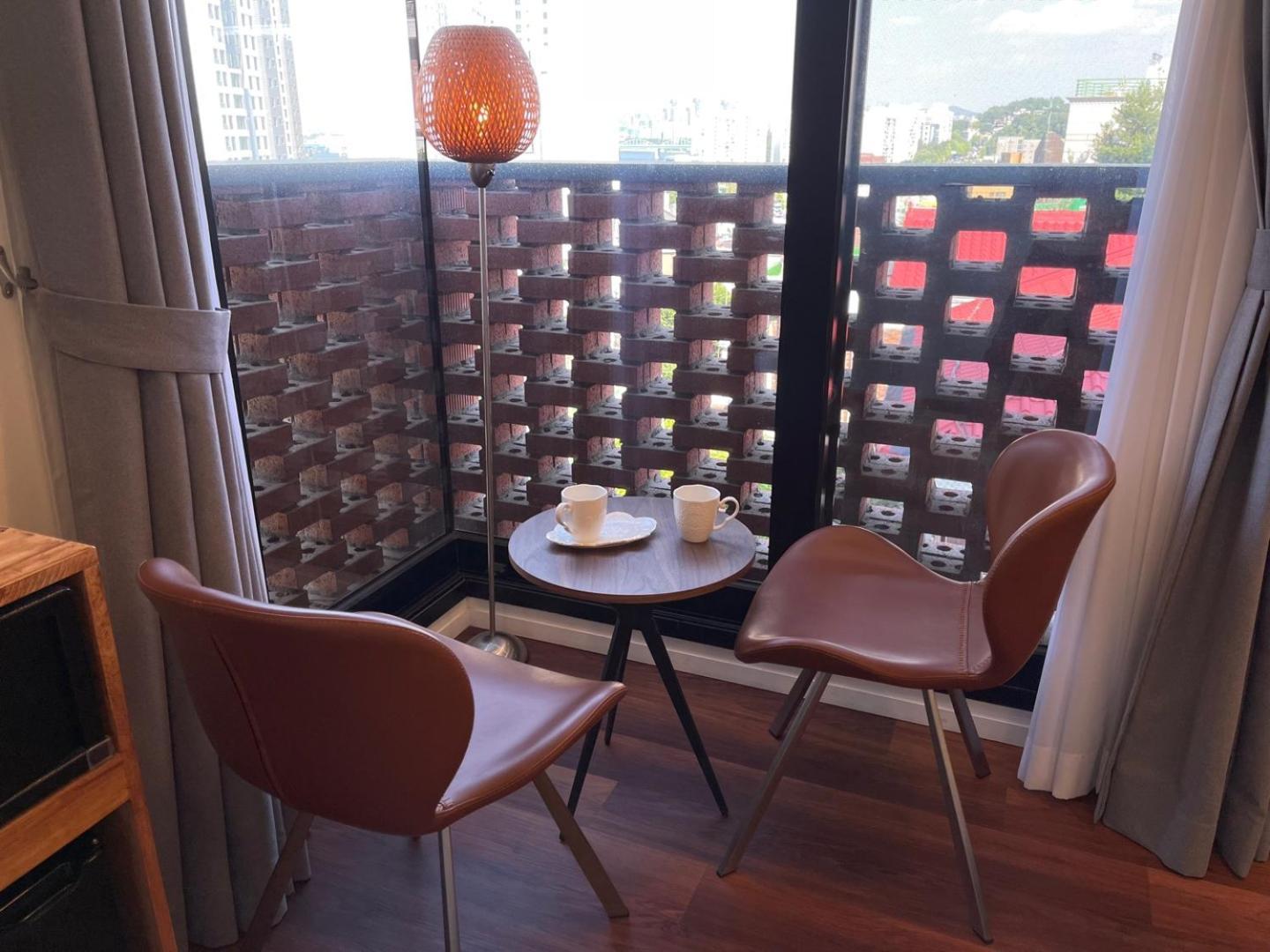 Space In Blackstone * Seoul