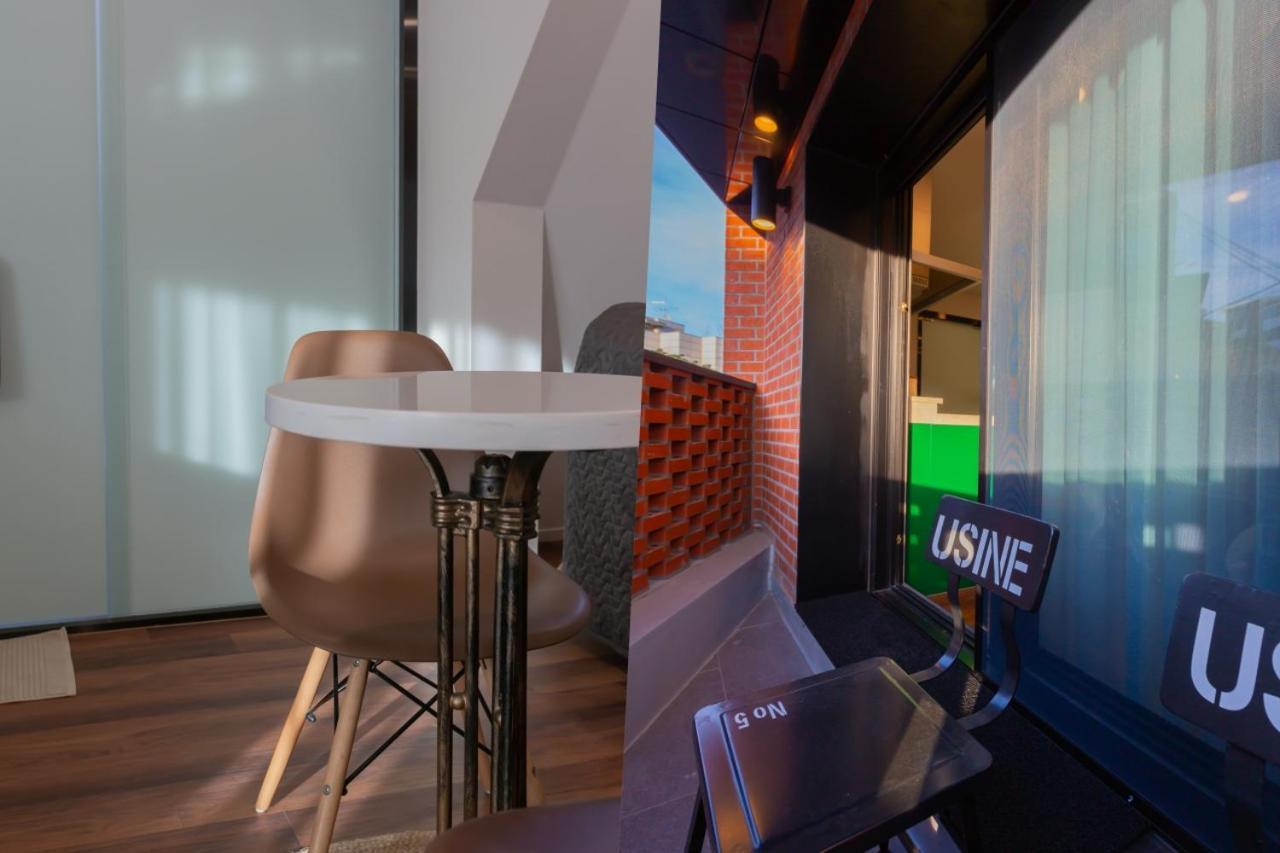 Aparthotel Space In Blackstone Seoul