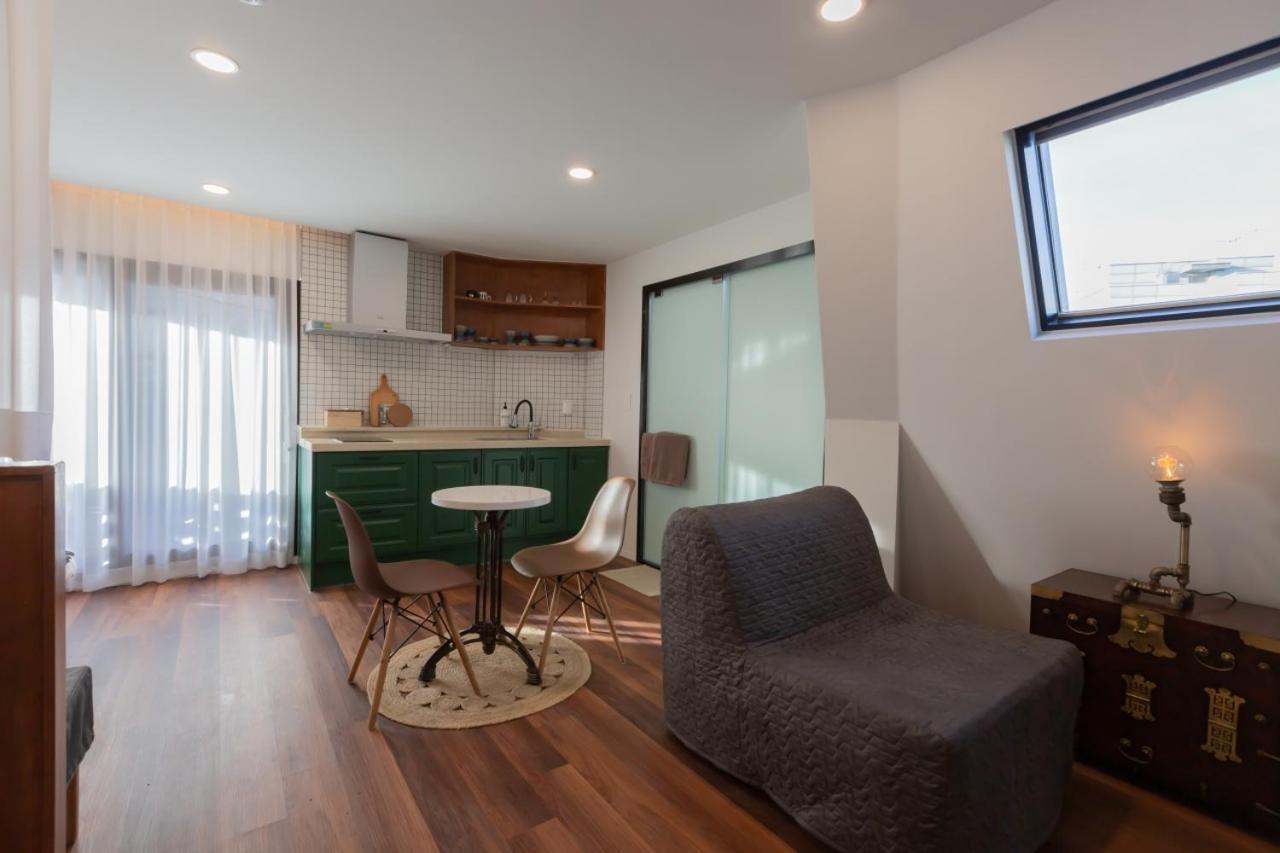 Aparthotel Space In Blackstone Seoul
