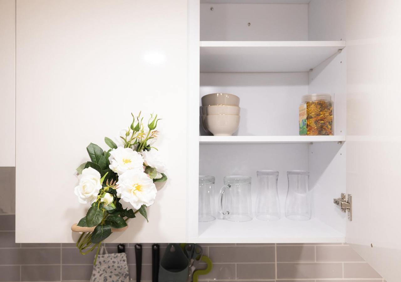 Urban Secret Space - Europe Mood, Seongsu, 4mins To Gunguk Univ Station Apartment Seoul