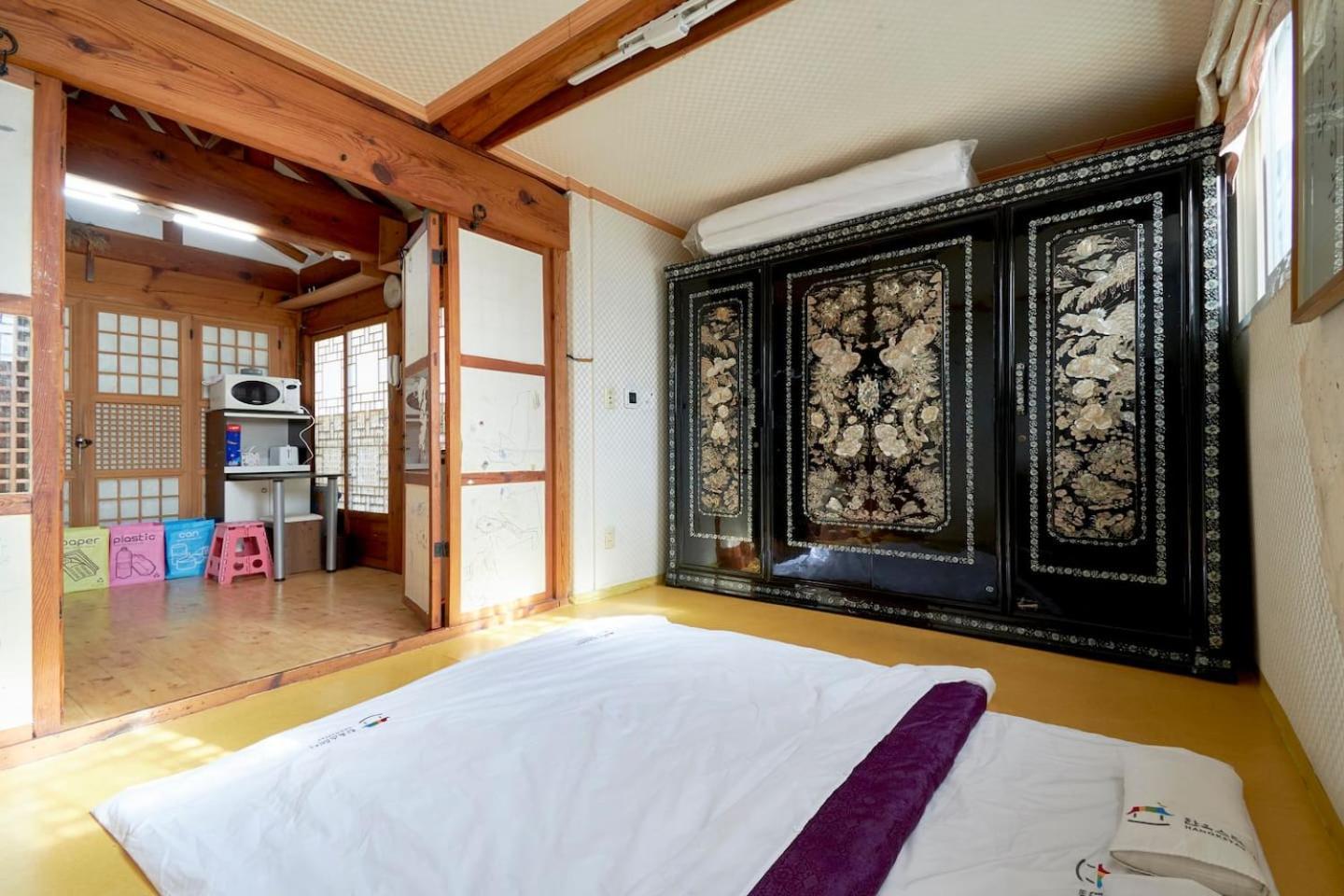 Inwoo Guesthouse 2*