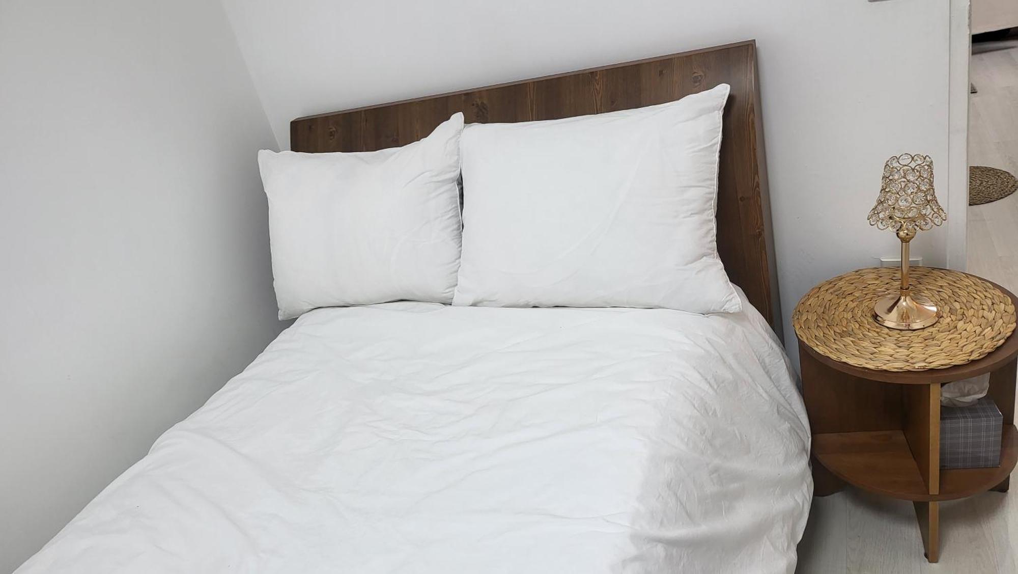 Pangsapuri New, Private, 3 Rooms, Hongdae, 6 Persons Seoul