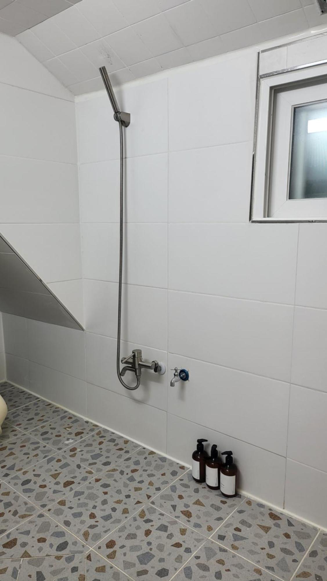 New, Private, 3 Rooms, Hongdae, 6 Persons Pangsapuri