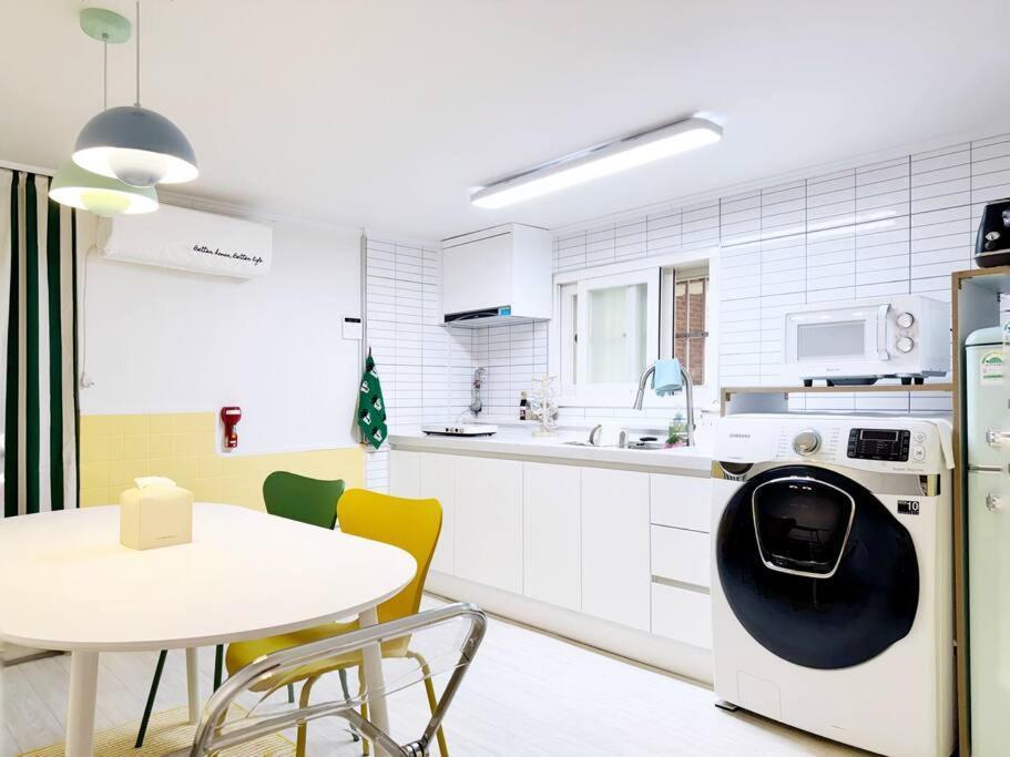 Hwagok Apartment *