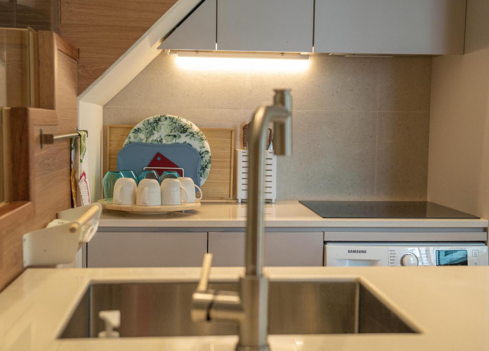 Artspoon Space Condition Apartment *