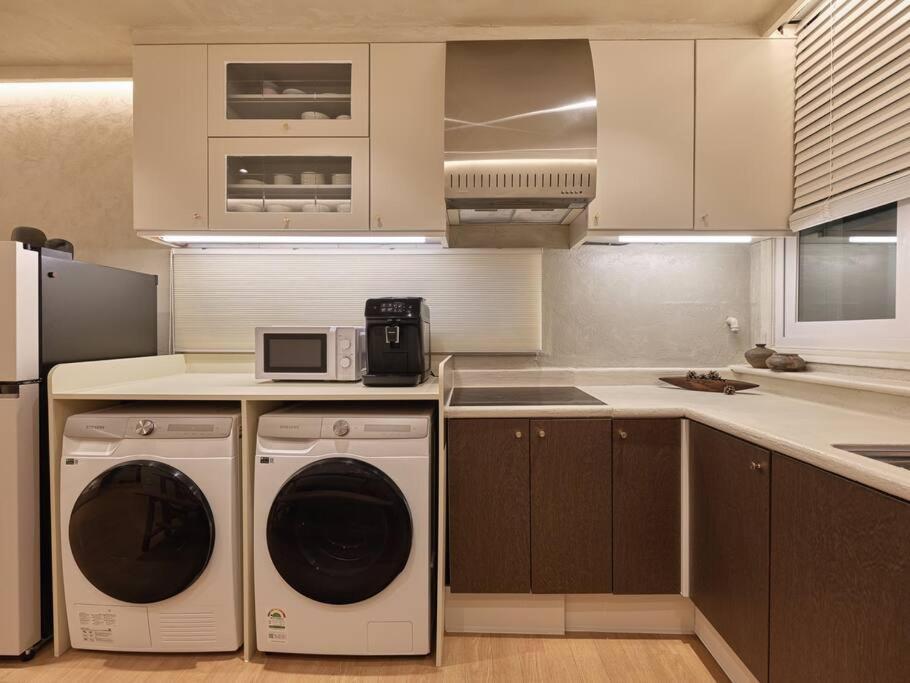 Traditional Meets Modern In Our Unique Hanok Apartment *