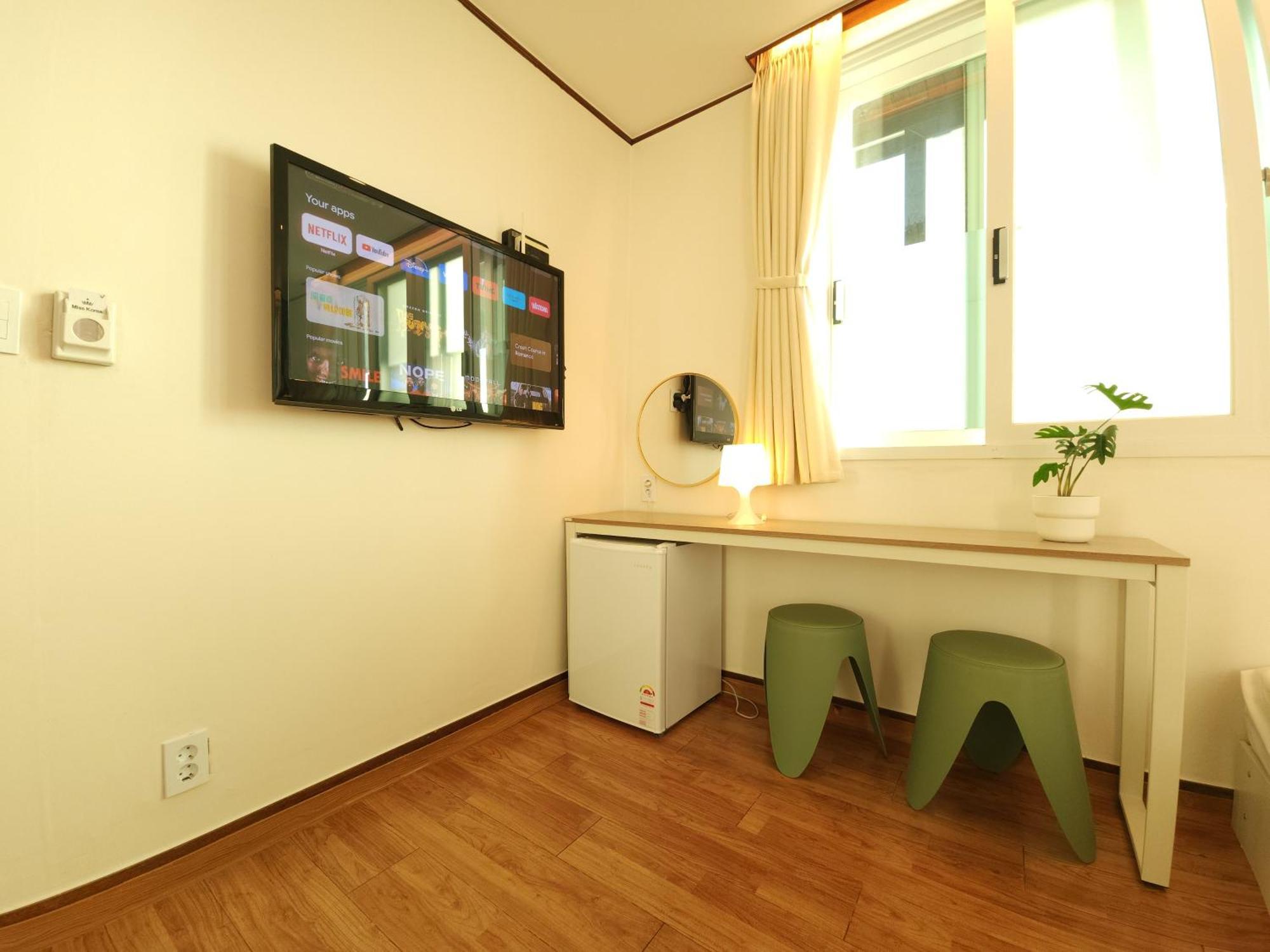 Hostel Oyo Myeongdong 5 Seoul