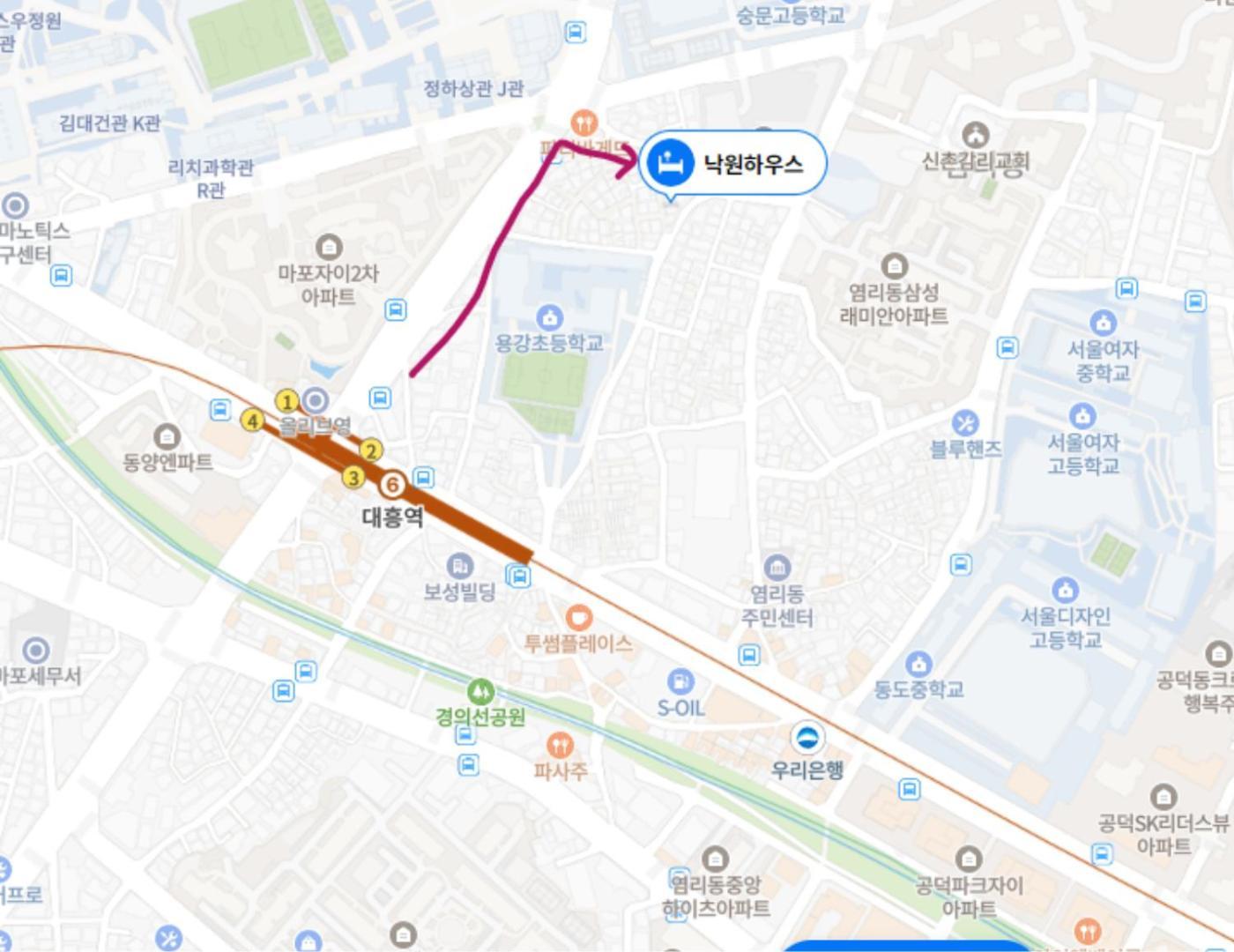 Mapo Daeheung Station Family * Seoul