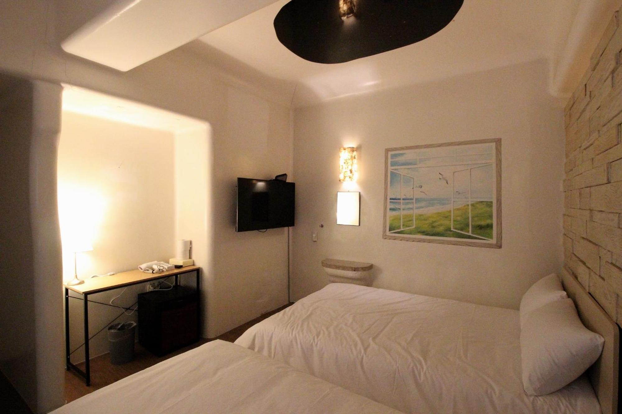 Sinchon Gaon * Seoul