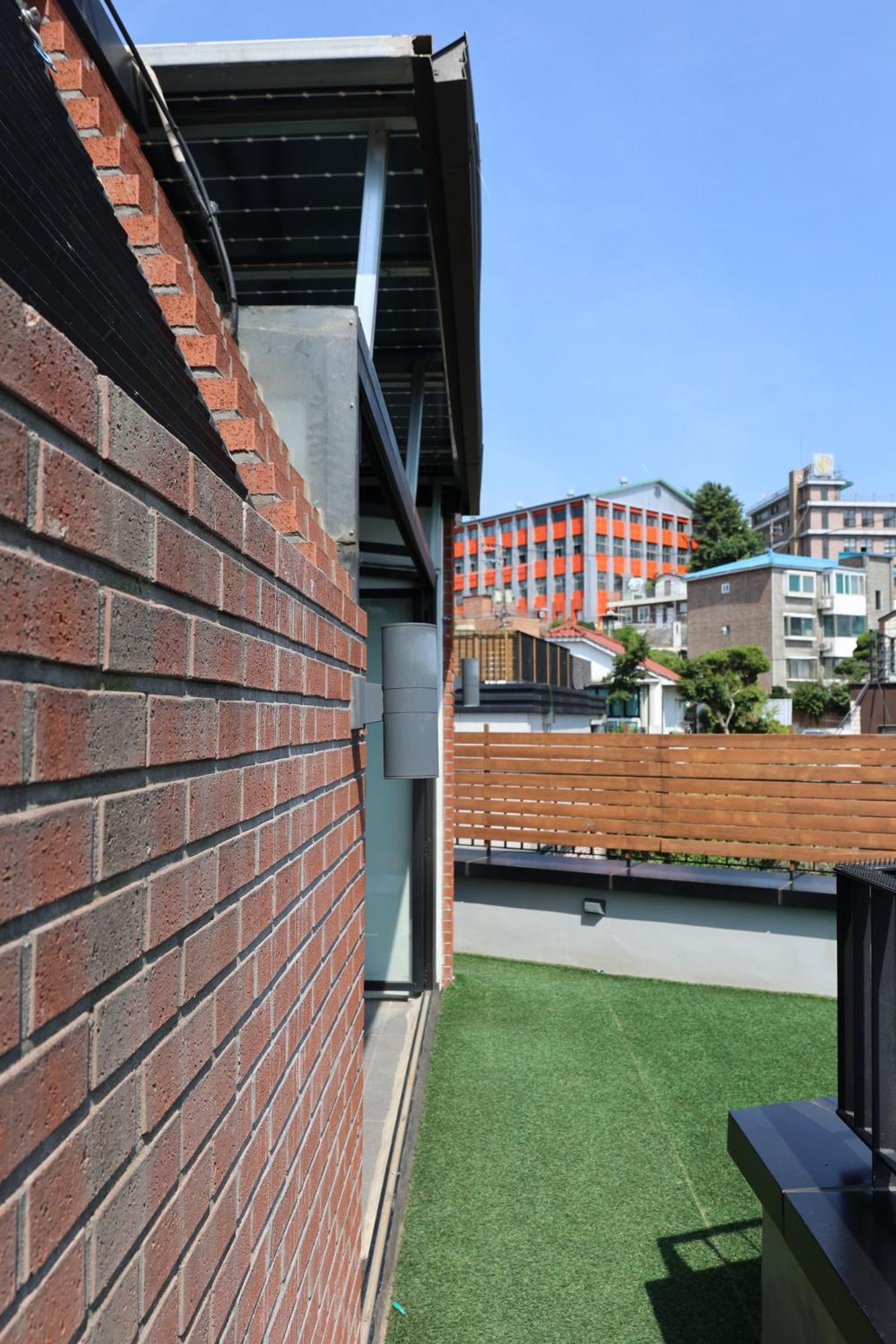 Space In Blackstone Aparthotel
