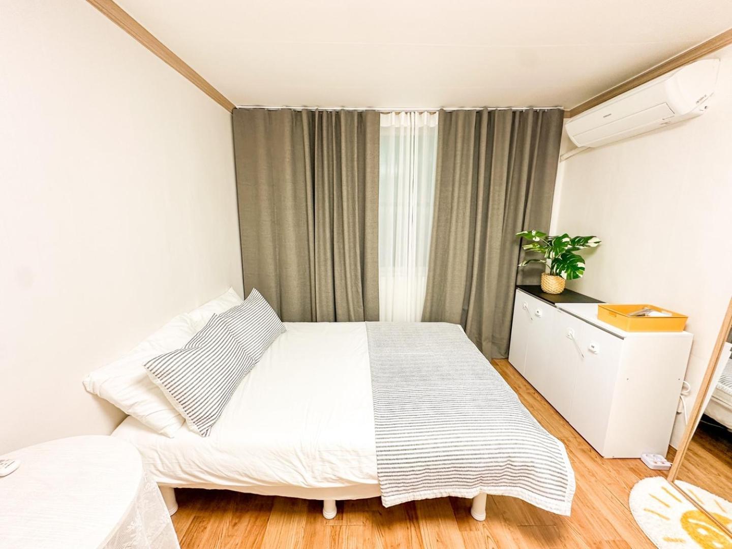 Apartment Rock 樂 2 3 Beds 3 Min From Ewha Univ Stn