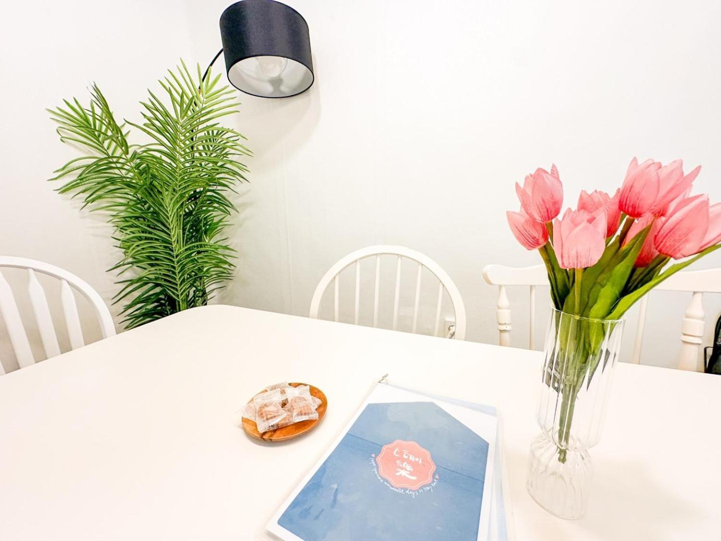 Rock 樂 2 3 Beds 3 Min From Ewha Univ Stn *