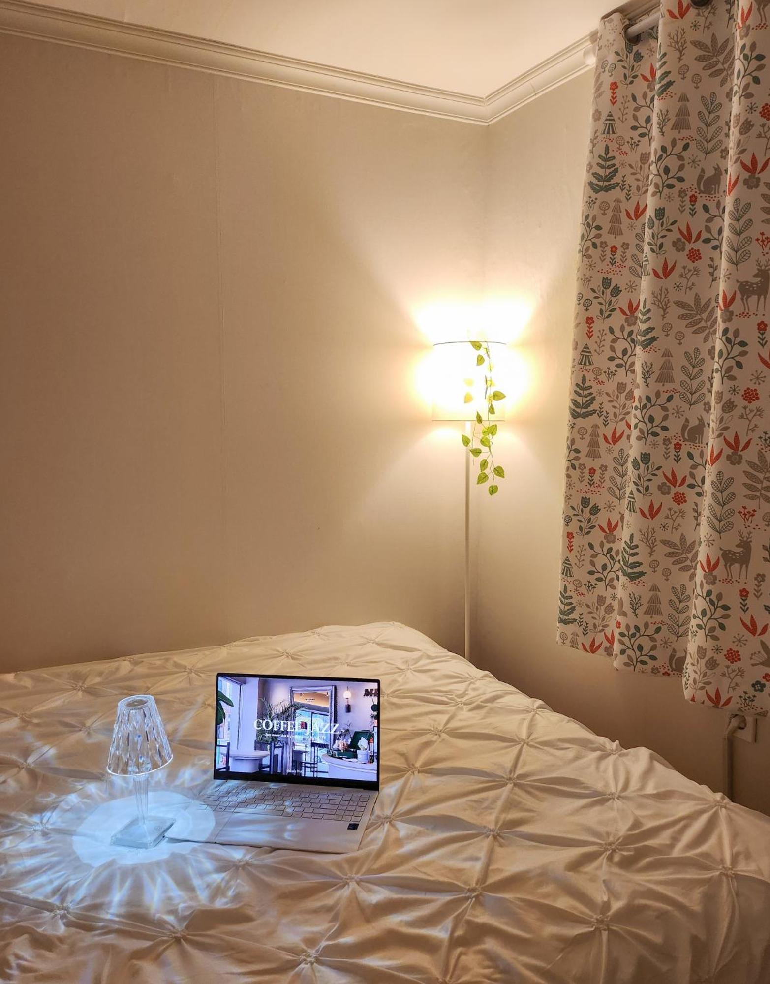 Apartment Evermore #sinchon Station 5min #seogang Station 1min Seoul