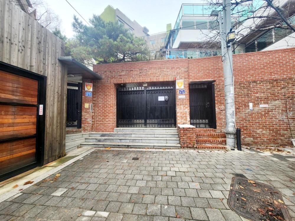 Gyeongbokgung Seochon Dalbit Guest house Seoul