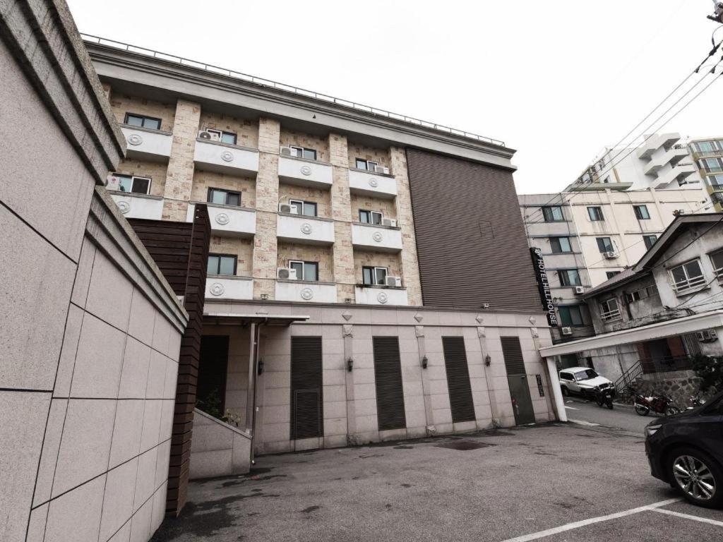 Hill House Seoul