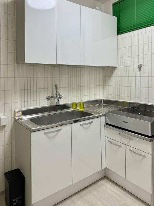 Hugstay, Shindaebang Apartment *