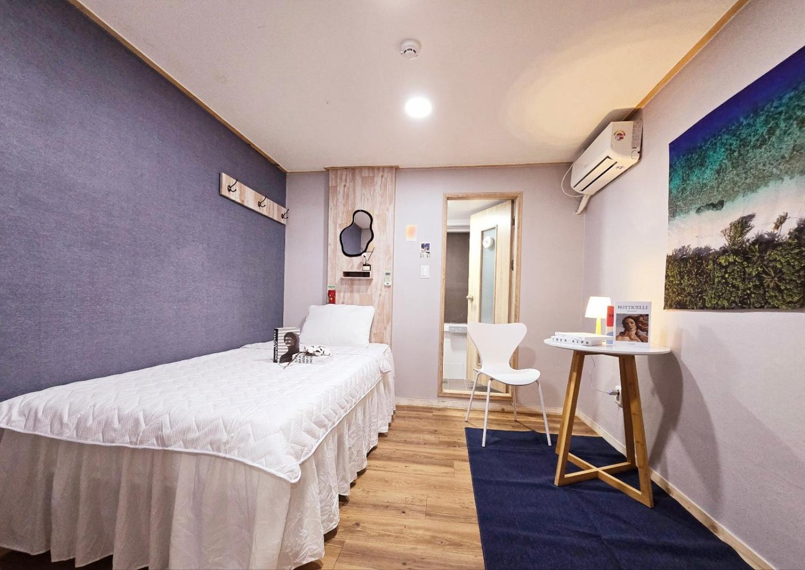 Hongdae Room#g#e#d#r#m Guest house Seoul