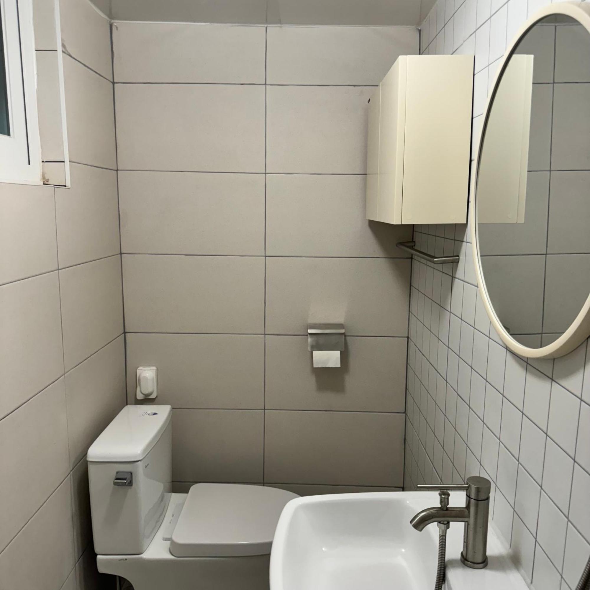 Apartment On - Foreigners Only
