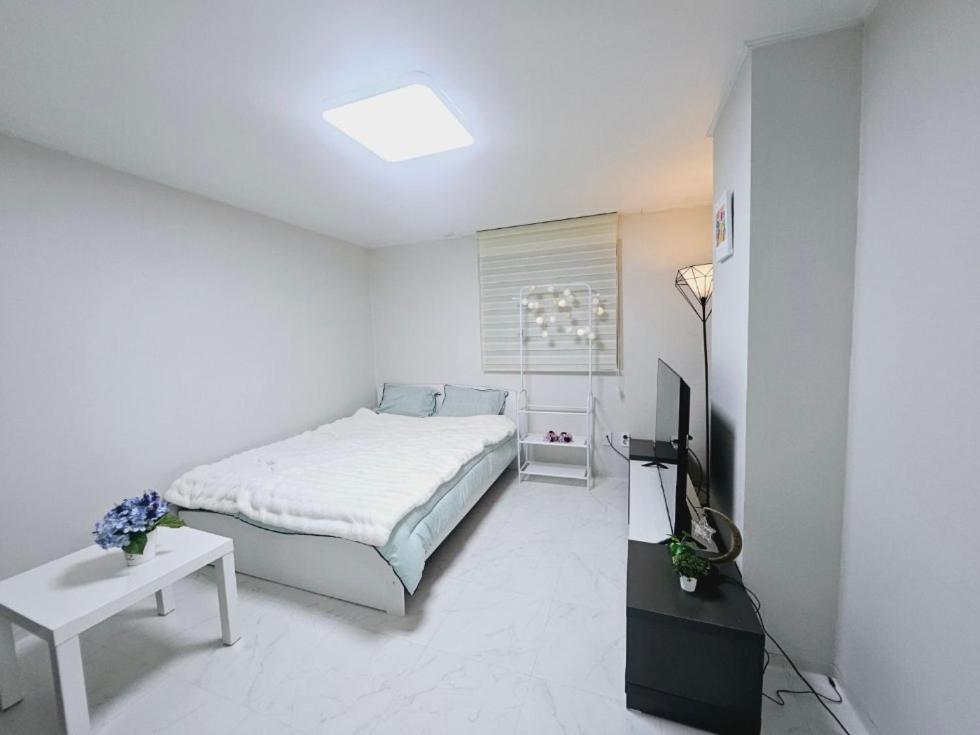 K Highstel Cheongnyangni-ri Guest house Seoul