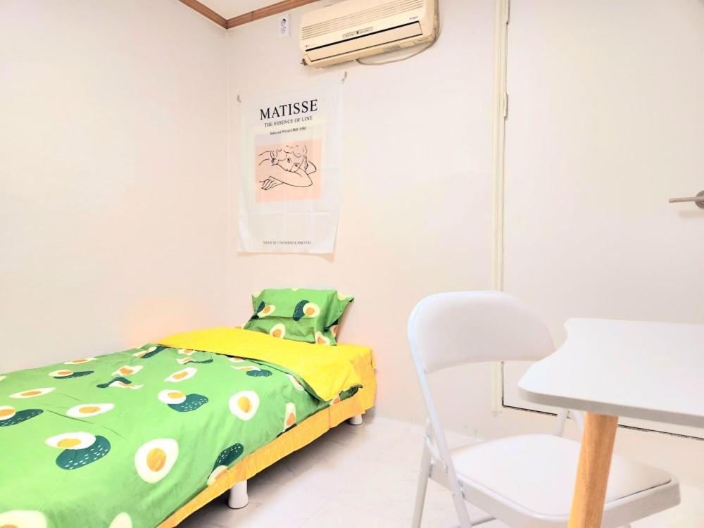 K Highstel Cheongnyangni-ri Guest house