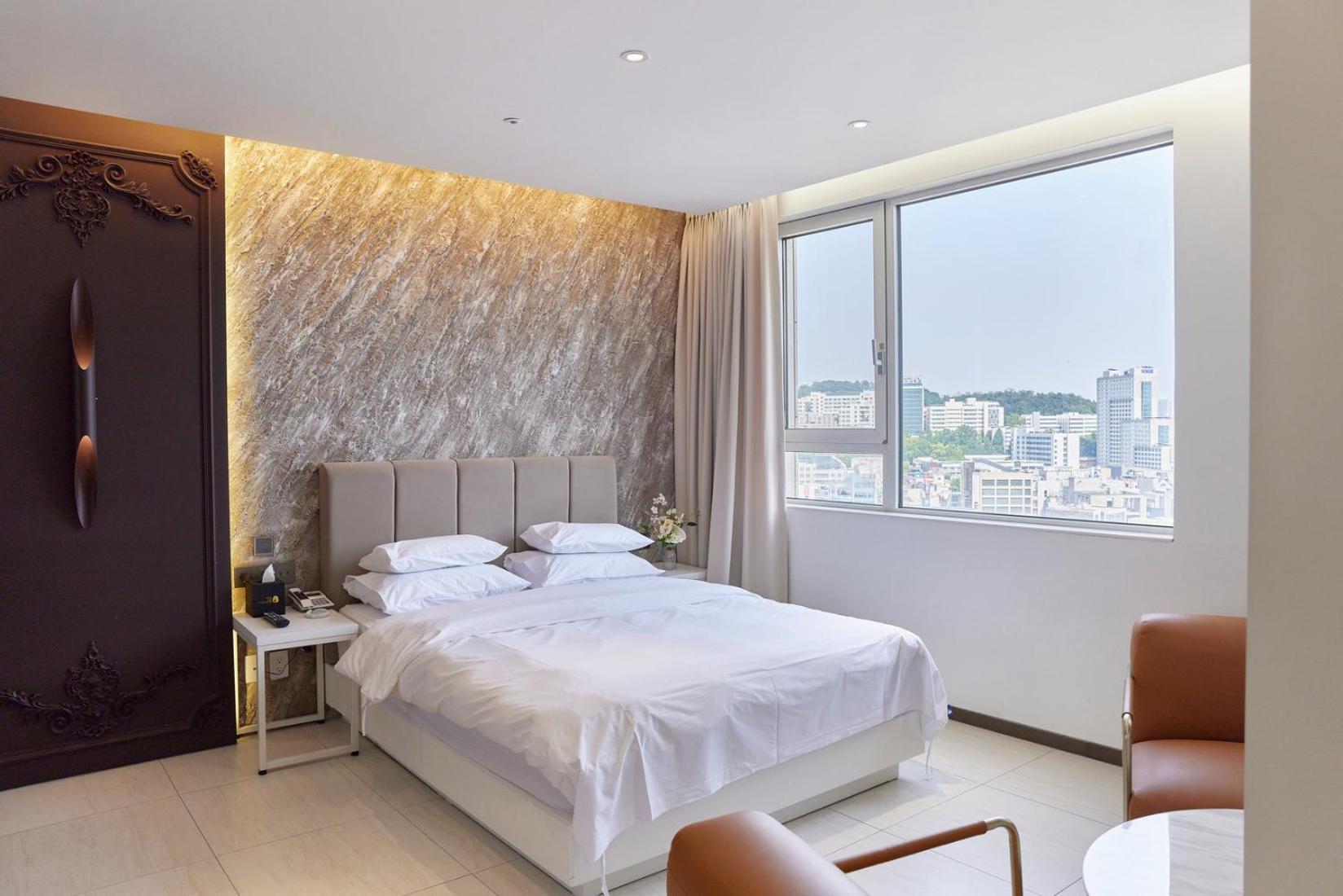 The Designers Hongdae Hotel 2*